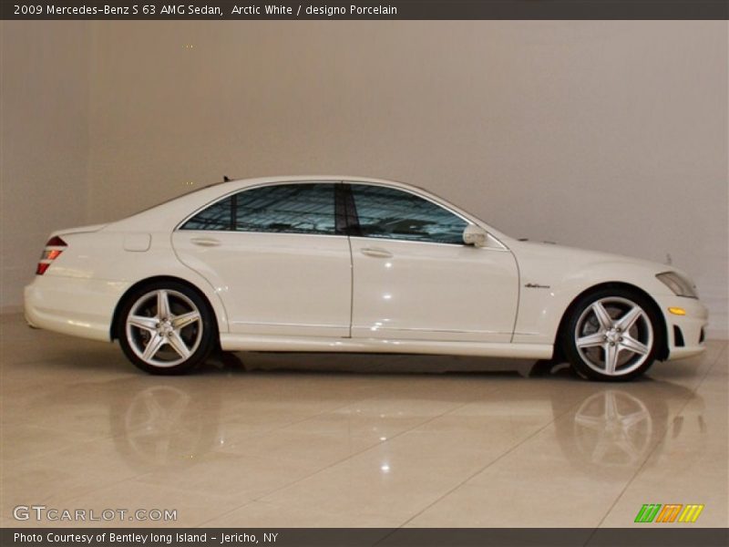 Arctic White / designo Porcelain 2009 Mercedes-Benz S 63 AMG Sedan