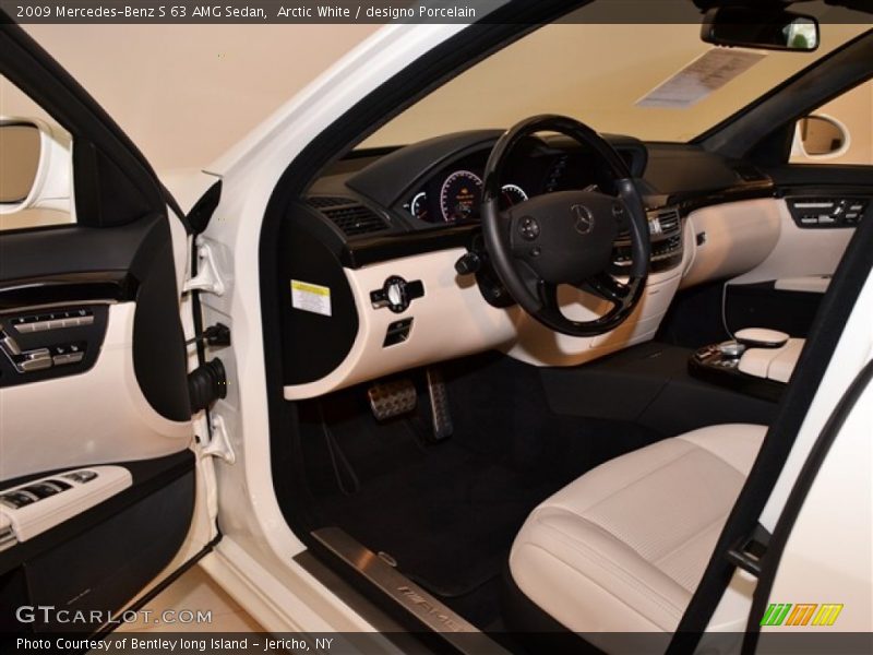 Arctic White / designo Porcelain 2009 Mercedes-Benz S 63 AMG Sedan