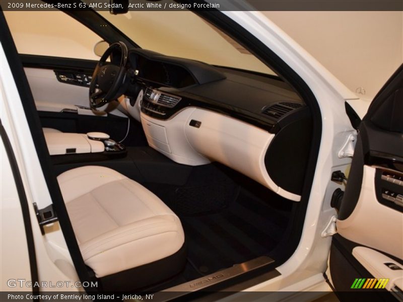 Arctic White / designo Porcelain 2009 Mercedes-Benz S 63 AMG Sedan