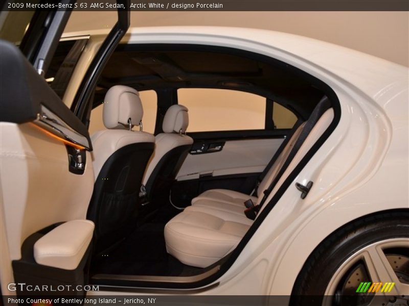 Arctic White / designo Porcelain 2009 Mercedes-Benz S 63 AMG Sedan