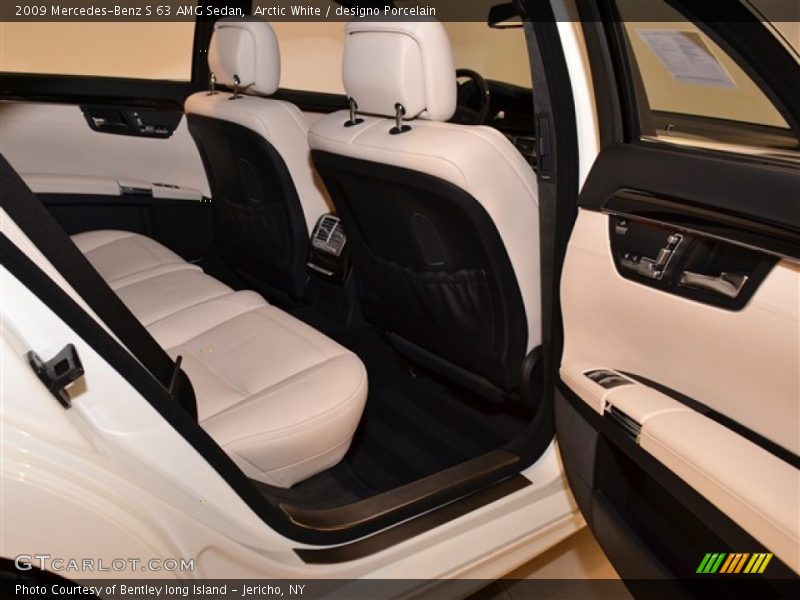Arctic White / designo Porcelain 2009 Mercedes-Benz S 63 AMG Sedan