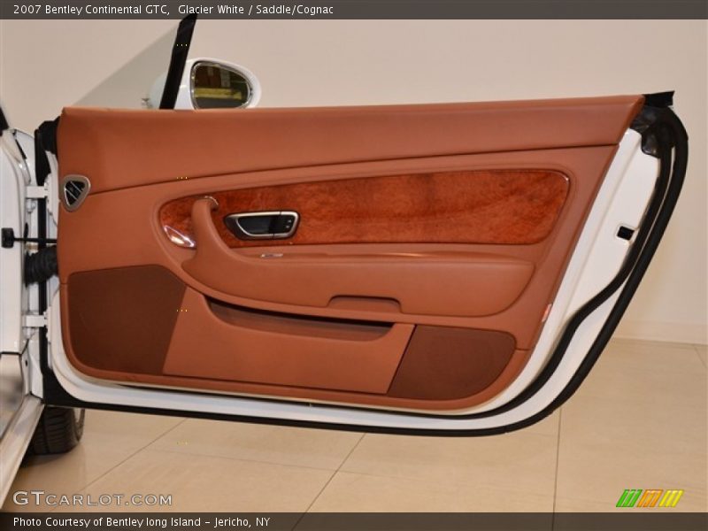 Door Panel of 2007 Continental GTC 