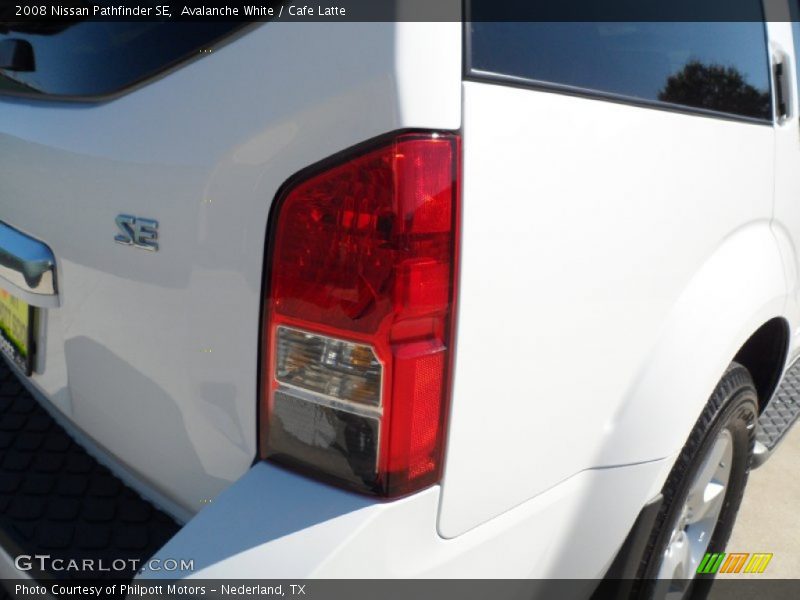 Avalanche White / Cafe Latte 2008 Nissan Pathfinder SE
