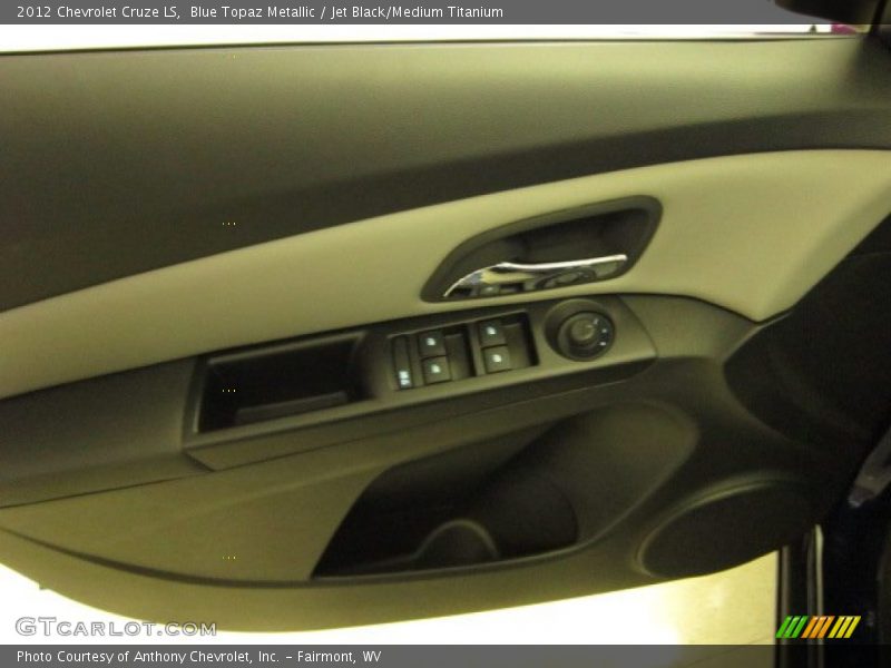 Blue Topaz Metallic / Jet Black/Medium Titanium 2012 Chevrolet Cruze LS