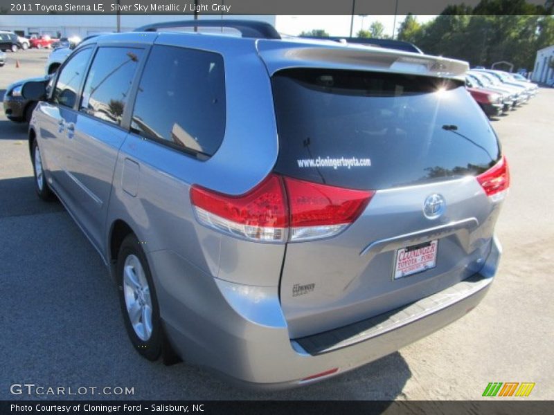 Silver Sky Metallic / Light Gray 2011 Toyota Sienna LE