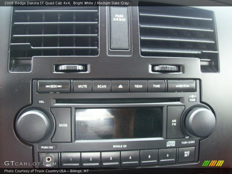 Audio System of 2006 Dakota ST Quad Cab 4x4