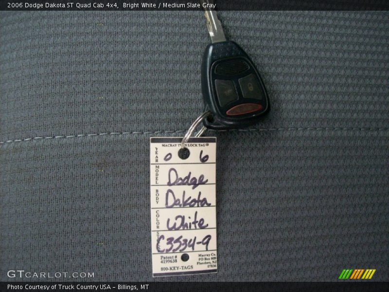 Keys of 2006 Dakota ST Quad Cab 4x4