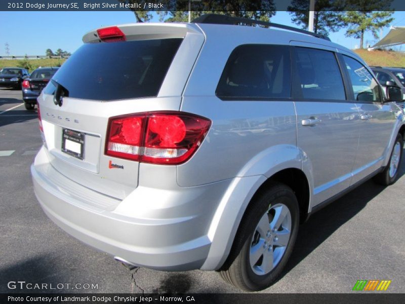 Bright Silver Metallic / Black 2012 Dodge Journey SE