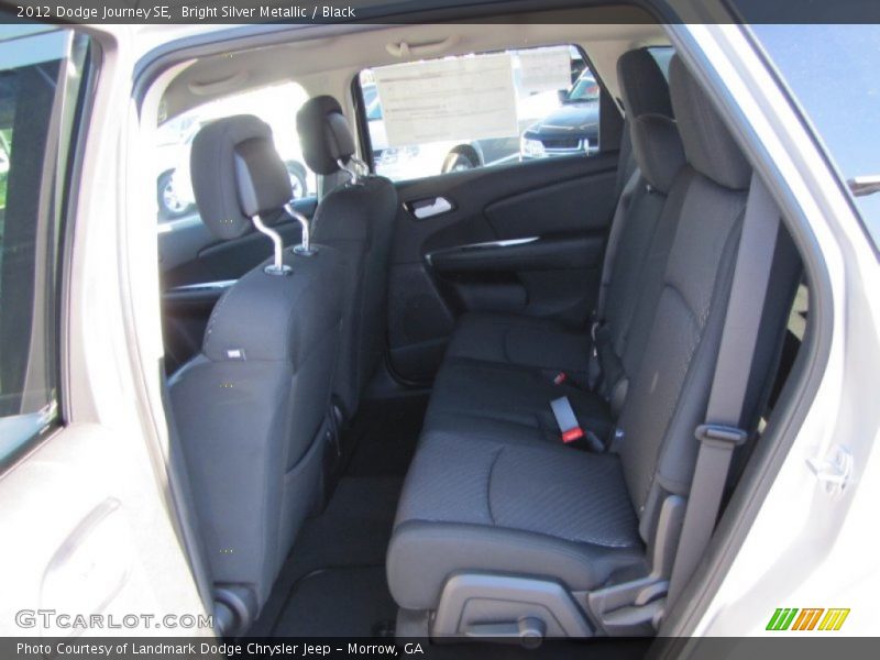 Bright Silver Metallic / Black 2012 Dodge Journey SE