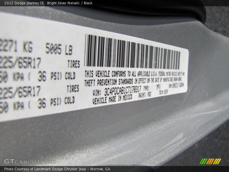 Bright Silver Metallic / Black 2012 Dodge Journey SE