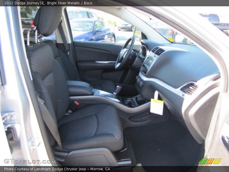 Bright Silver Metallic / Black 2012 Dodge Journey SE