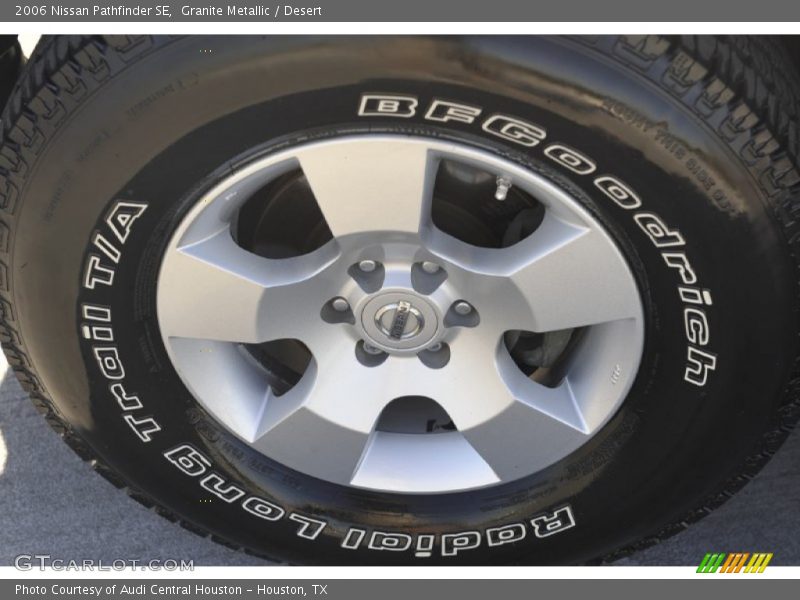 Granite Metallic / Desert 2006 Nissan Pathfinder SE