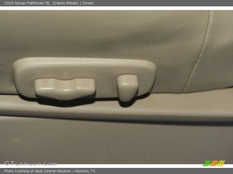 Granite Metallic / Desert 2006 Nissan Pathfinder SE