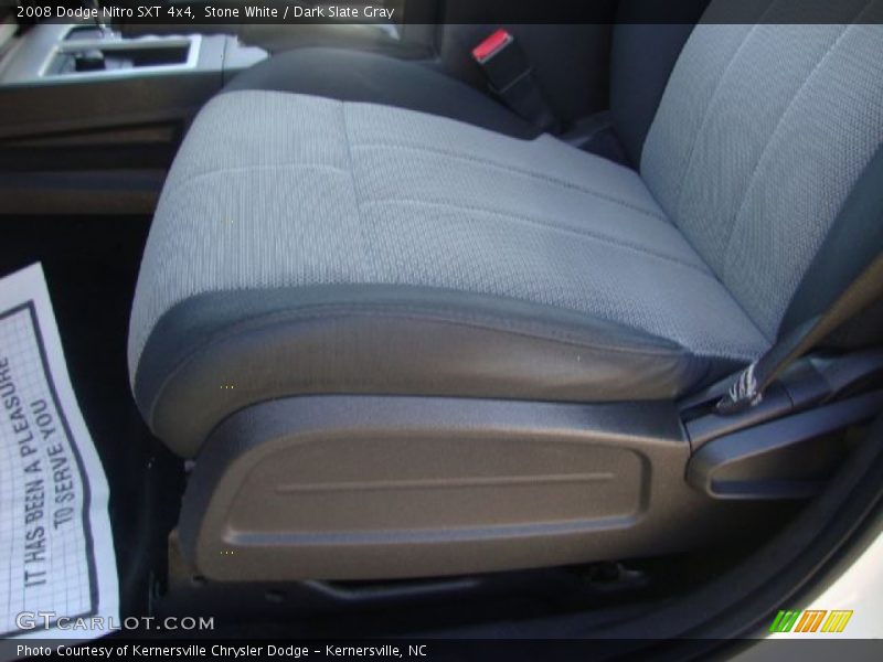 Stone White / Dark Slate Gray 2008 Dodge Nitro SXT 4x4