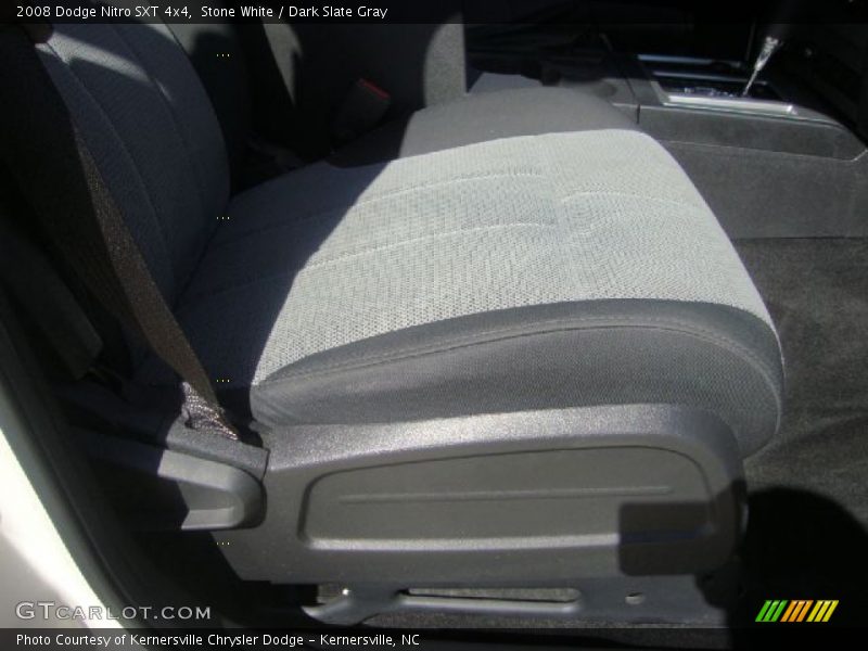 Stone White / Dark Slate Gray 2008 Dodge Nitro SXT 4x4