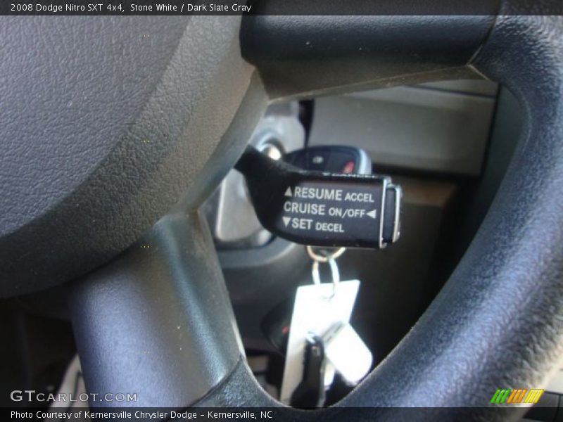 Stone White / Dark Slate Gray 2008 Dodge Nitro SXT 4x4