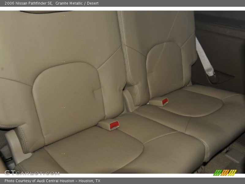 Granite Metallic / Desert 2006 Nissan Pathfinder SE