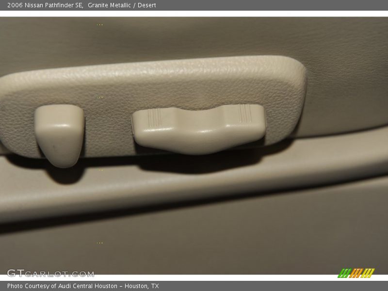 Granite Metallic / Desert 2006 Nissan Pathfinder SE