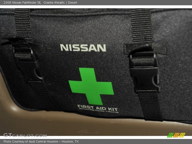 Granite Metallic / Desert 2006 Nissan Pathfinder SE