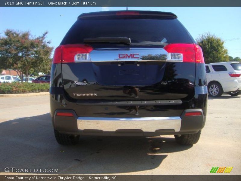 Onyx Black / Light Titanium 2010 GMC Terrain SLT