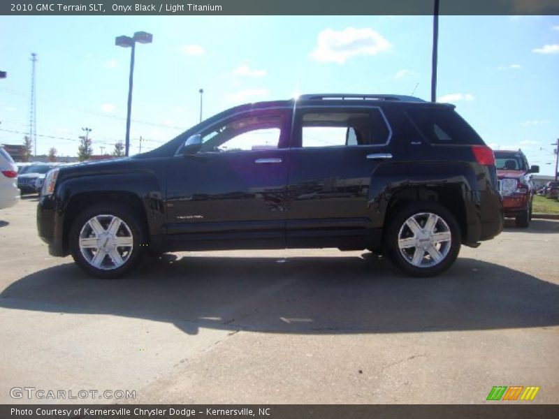 Onyx Black / Light Titanium 2010 GMC Terrain SLT