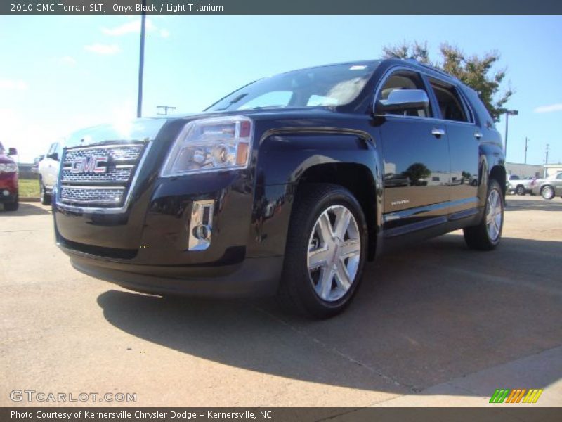 Onyx Black / Light Titanium 2010 GMC Terrain SLT