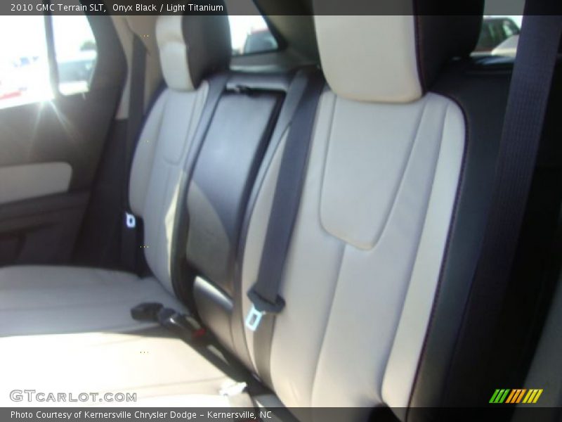 Onyx Black / Light Titanium 2010 GMC Terrain SLT