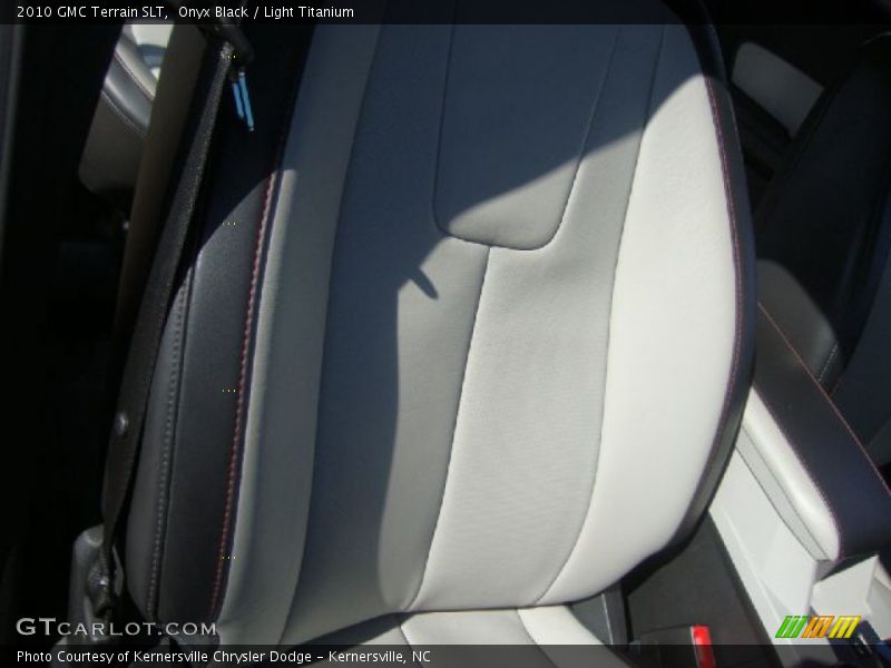 Onyx Black / Light Titanium 2010 GMC Terrain SLT