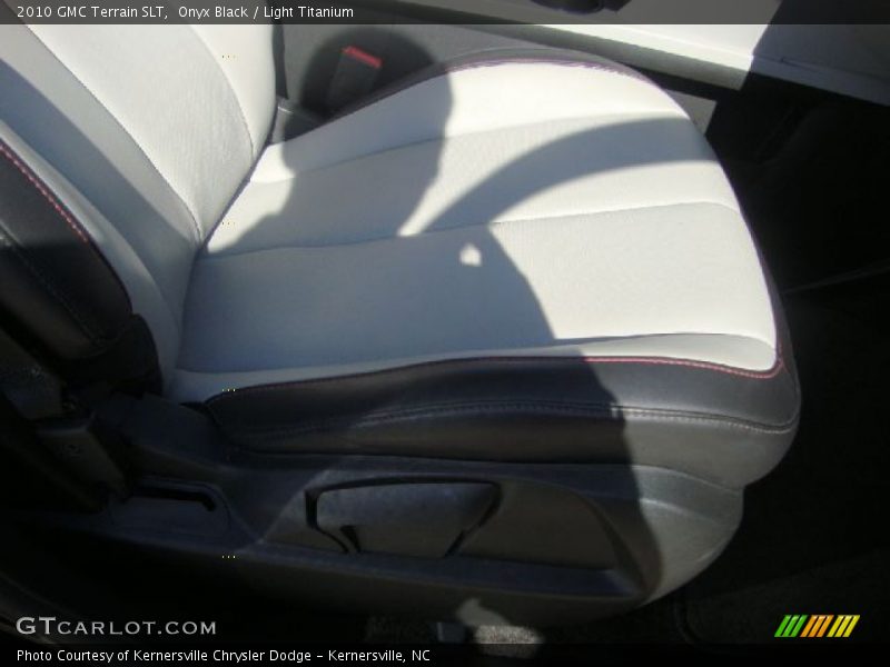 Onyx Black / Light Titanium 2010 GMC Terrain SLT
