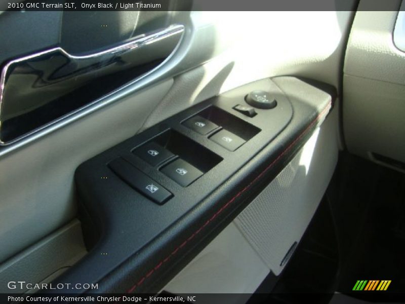 Onyx Black / Light Titanium 2010 GMC Terrain SLT