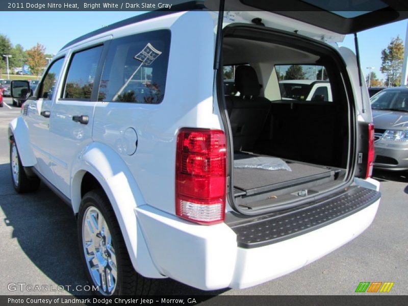 Bright White / Dark Slate Gray 2011 Dodge Nitro Heat