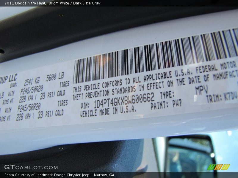 Bright White / Dark Slate Gray 2011 Dodge Nitro Heat