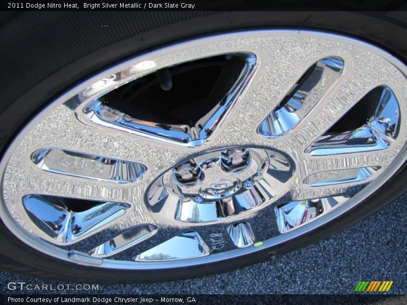 Bright Silver Metallic / Dark Slate Gray 2011 Dodge Nitro Heat