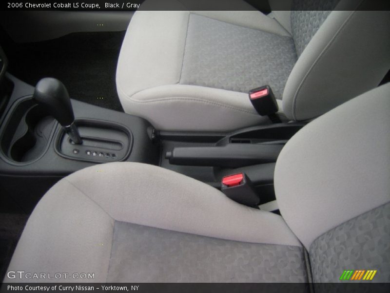  2006 Cobalt LS Coupe Gray Interior