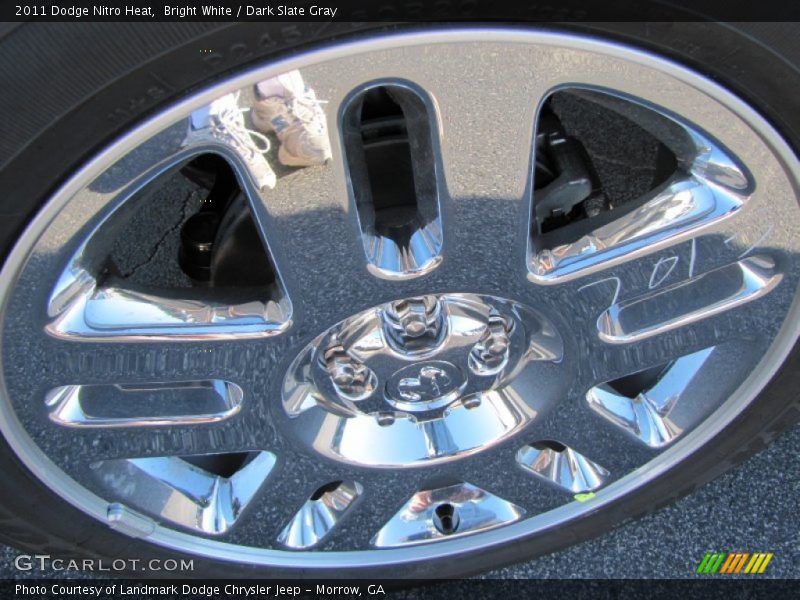 Bright White / Dark Slate Gray 2011 Dodge Nitro Heat