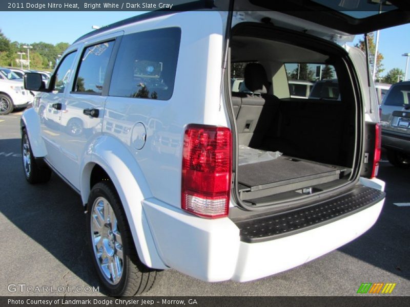 Bright White / Dark Slate Gray 2011 Dodge Nitro Heat