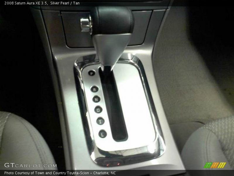 Silver Pearl / Tan 2008 Saturn Aura XE 3.5