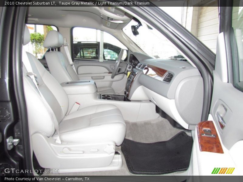  2010 Suburban LT Light Titanium/Dark Titanium Interior
