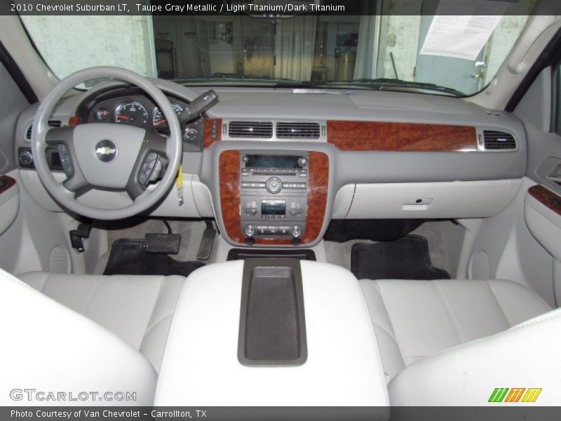 Dashboard of 2010 Suburban LT