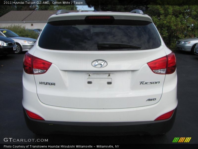  2011 Tucson GLS AWD Cotton White