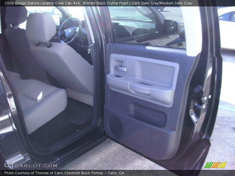Brilliant Black Crystal Pearl / Dark Slate Gray/Medium Slate Gray 2009 Dodge Dakota Laramie Crew Cab 4x4