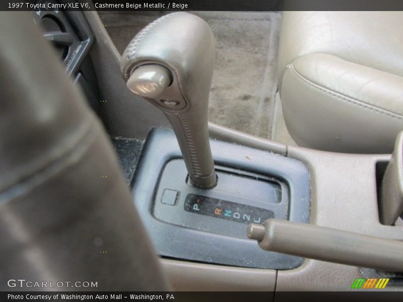 Cashmere Beige Metallic / Beige 1997 Toyota Camry XLE V6