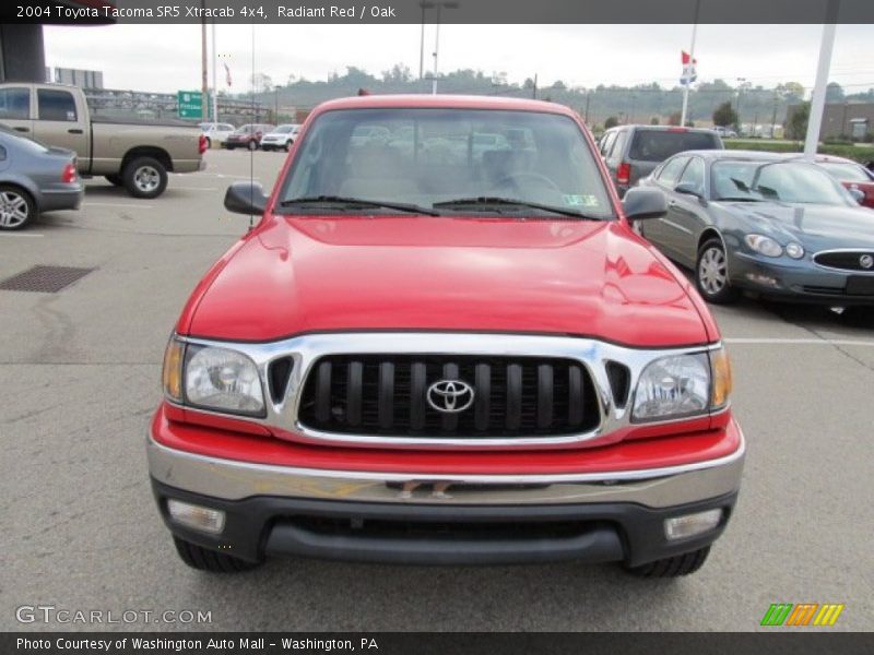 Radiant Red / Oak 2004 Toyota Tacoma SR5 Xtracab 4x4