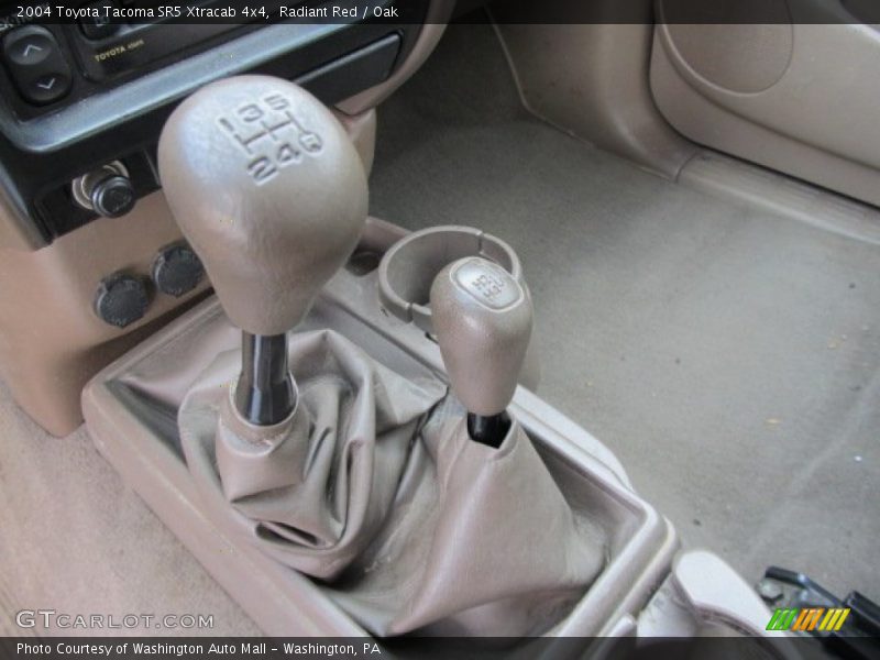 Radiant Red / Oak 2004 Toyota Tacoma SR5 Xtracab 4x4