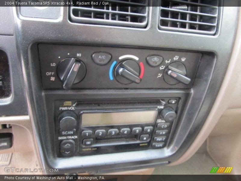 Radiant Red / Oak 2004 Toyota Tacoma SR5 Xtracab 4x4