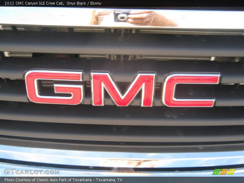  2012 Canyon SLE Crew Cab Logo