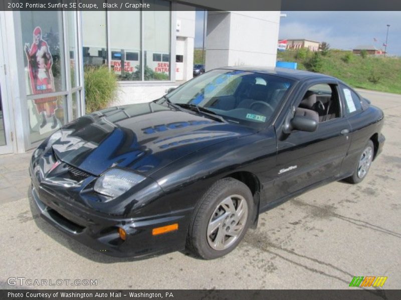 Black / Graphite 2002 Pontiac Sunfire SE Coupe