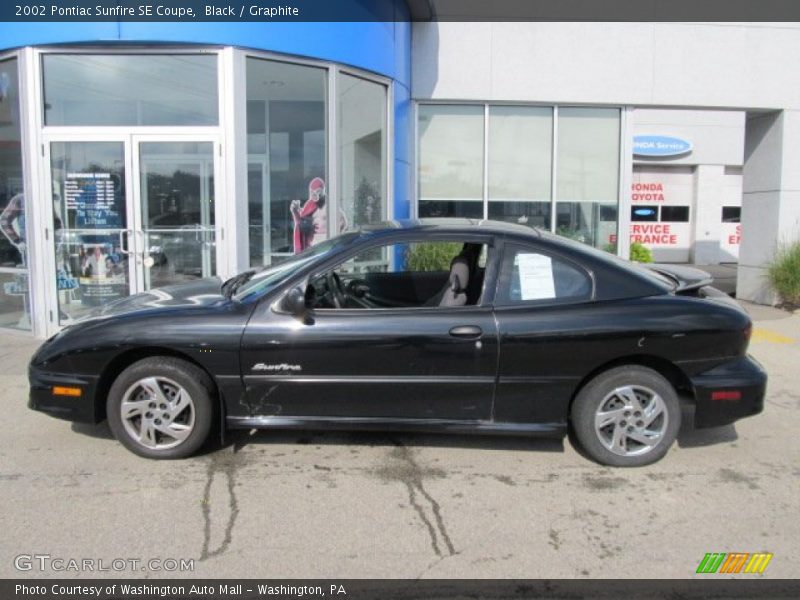 Black / Graphite 2002 Pontiac Sunfire SE Coupe