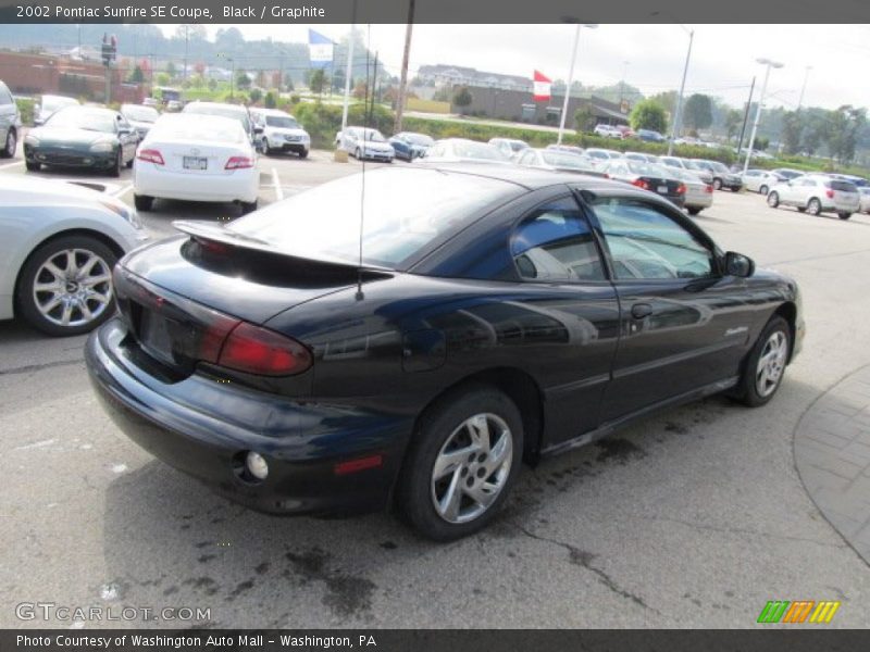 Black / Graphite 2002 Pontiac Sunfire SE Coupe