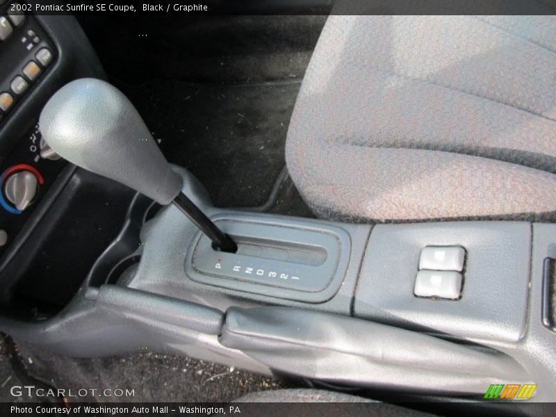 Black / Graphite 2002 Pontiac Sunfire SE Coupe